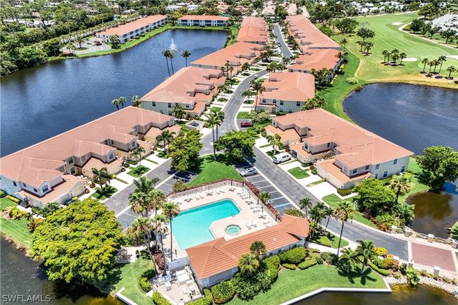 Bird's eye view featuring the community pool and club room. | Image 27