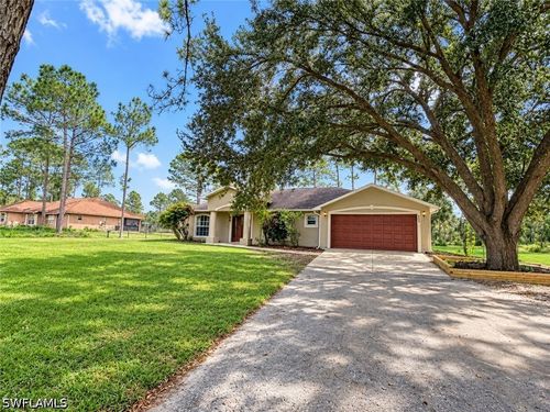 330 12th St Se, Naples, FL, 34117-3671 | Card Image