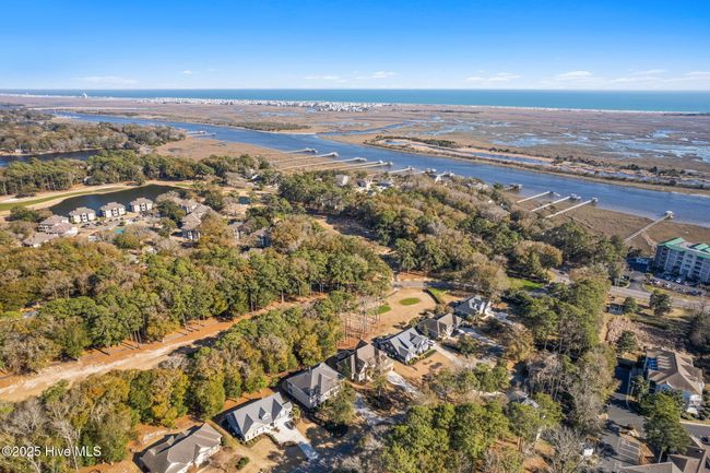 912 Oyster Pointe Dr, House other with 3 bedrooms, 4 bathrooms and 2 parking in Sunset Beach NC | Image 50