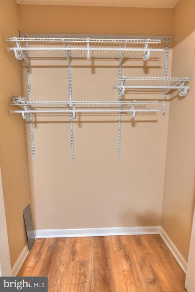 APT-1B - 11629 Stoneview Sq, Condo with 2 bedrooms, 2 bathrooms and null parking in RESTON VA | Image 25