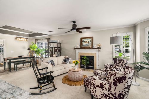 443 Forest Glen Cir, Murfreesboro, TN, 37128-2805 | Card Image