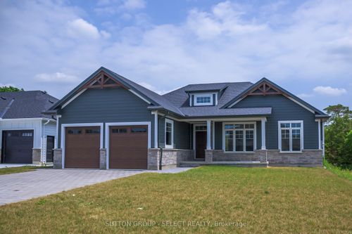 7 Spruce Cres, Parkhill, ON, N0M2K0 | Card Image