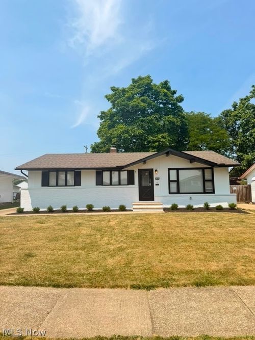1262 Golden Gate Blvd, Mayfield Heights, OH, 44124-1819 | Card Image