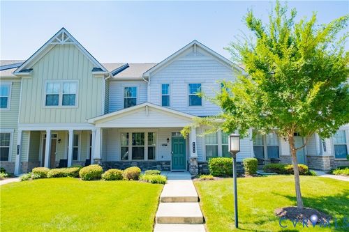 10825 Porter Park Ln, Glen Allen, VA, 23059-8043 | Card Image