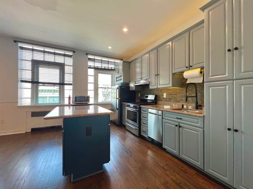 apt-4f-1027 Washington St, Hoboken, NJ, 07030-6800 | Card Image