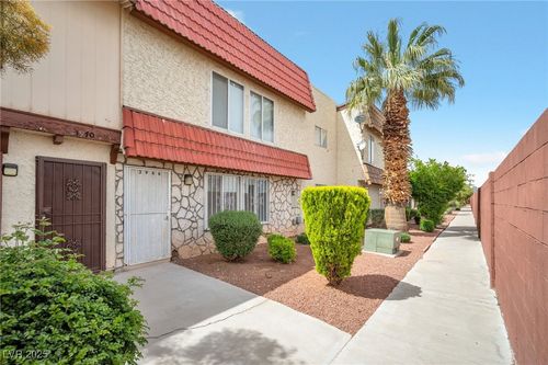 3966 Torsby Place, Las Vegas, NV, 89119 | Card Image