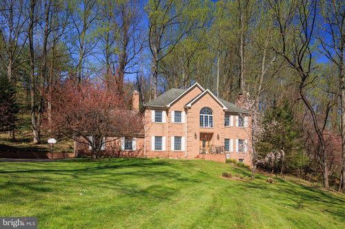 6 Chamaral Ct, COCKEYSVILLE, MD, 21030-1524 | Card Image