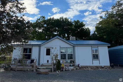 10106 E 2800 S, Jensen, UT, 84035 | Card Image