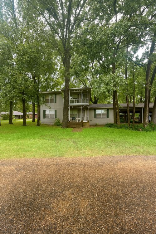 415 Forest Ln, Gun Barrel City, TX, 75156-4377 | Card Image