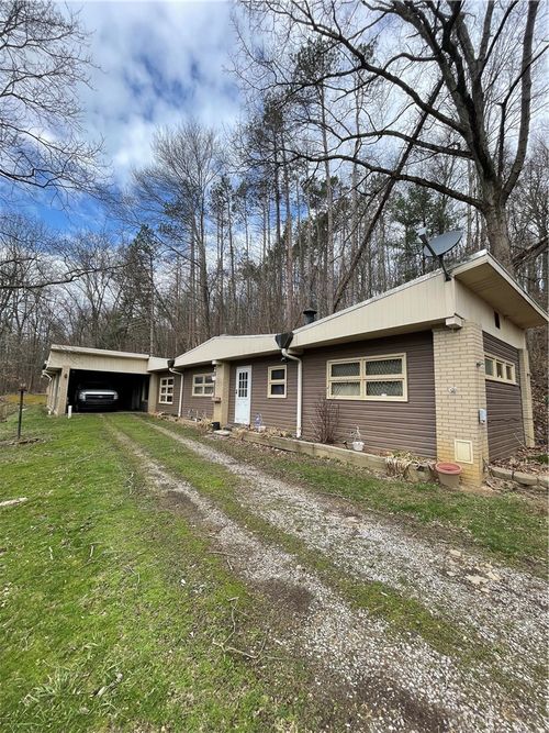258 Sterling Rd, Darlington, PA, 16115-1522 | Card Image