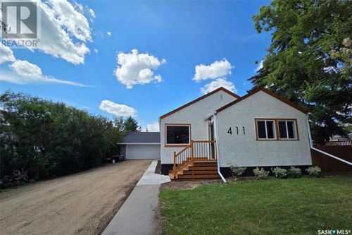 411 Main St, Radisson, SK, S0K0A4 | Card Image