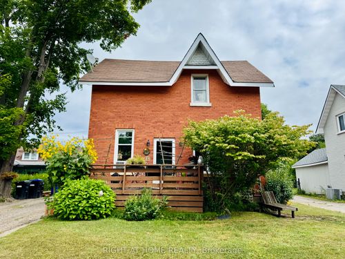 285 Manly St, Midland, ON, L4R3C7 | Card Image