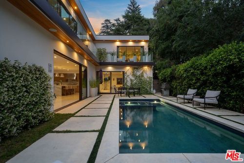 1884 Laurel Canyon Blvd, LOS ANGELES, CA, 90046-2029 | Card Image