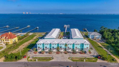 888 Sound Harbor Cir, Gulf Breeze, FL, 32563 | Card Image
