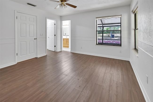 Master Bedroom | Image 17