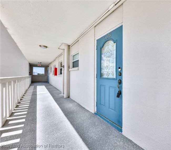 APT-508 - 2131 Lakeview Dr, Condo with 2 bedrooms, 2 bathrooms and null parking in Sebring FL | Image 5