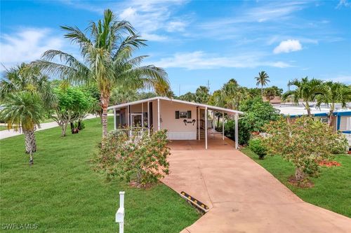 524 Menton Ln, NAPLES, FL, 34112-9112 | Card Image