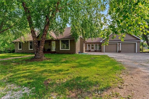 6178 Se Tri County Line Rd, Lawson, MO, 64062-7298 | Card Image