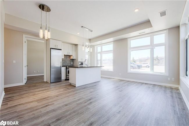 109 - 457 Plains Rd E, House attached with 2 bedrooms, 2 bathrooms and 1 parking in Burlington ON | Image 16