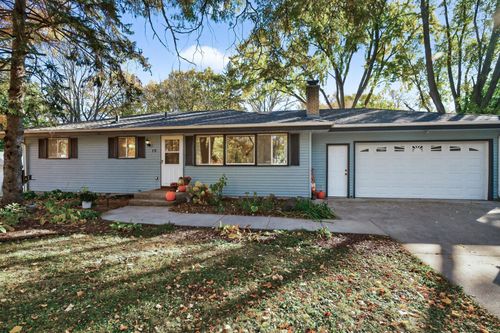 15 Union Terrace Ln N, Plymouth, MN, 55441-6232 | Card Image