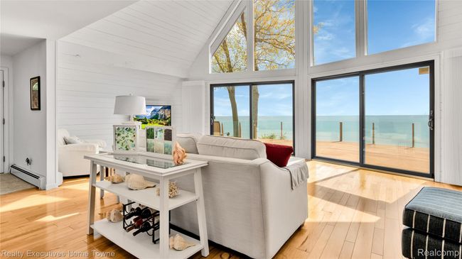 8648 Lakeshore - HD Drone Photography_32.jpg | Image 32