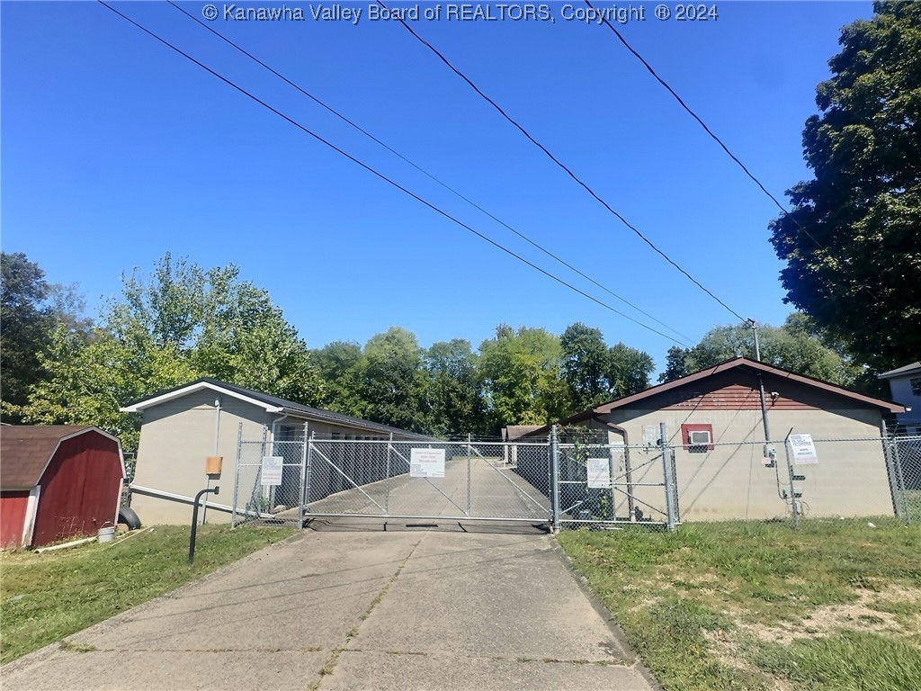 Hamon Dr, Scott Depot, WV 25560