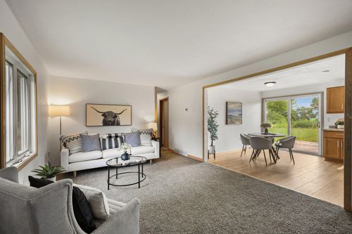 10509 Old Y Rd, Mazomanie, WI, 53560-9646 | Card Image