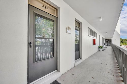 j-700 Melrose Ave, WINTER PARK, FL, 32789-5666 | Card Image