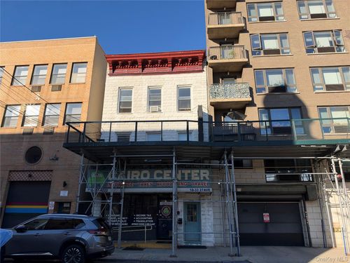 1833 27th Ave, Astoria, NY, 11102-3735 | Card Image