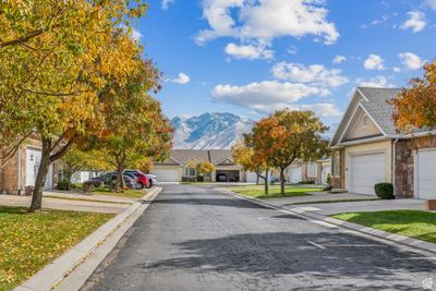 1149 W Grainery Cv, House other with 2 bedrooms, 3 bathrooms and 2 parking in Riverton UT | Image 3