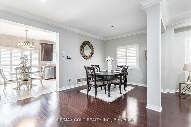 251 Father Tobin Rd, House other with 6 bedrooms, 4 bathrooms and 4 parking in Brampton ON | Image 6