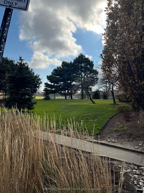 1409-812 Burnhamthorpe Rd, Etobicoke, ON, M9C4W1 | Card Image