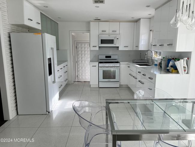 80 Cooper Ave, House other with 4 bedrooms, 5 bathrooms and null parking in West Long Branch NJ | Image 5