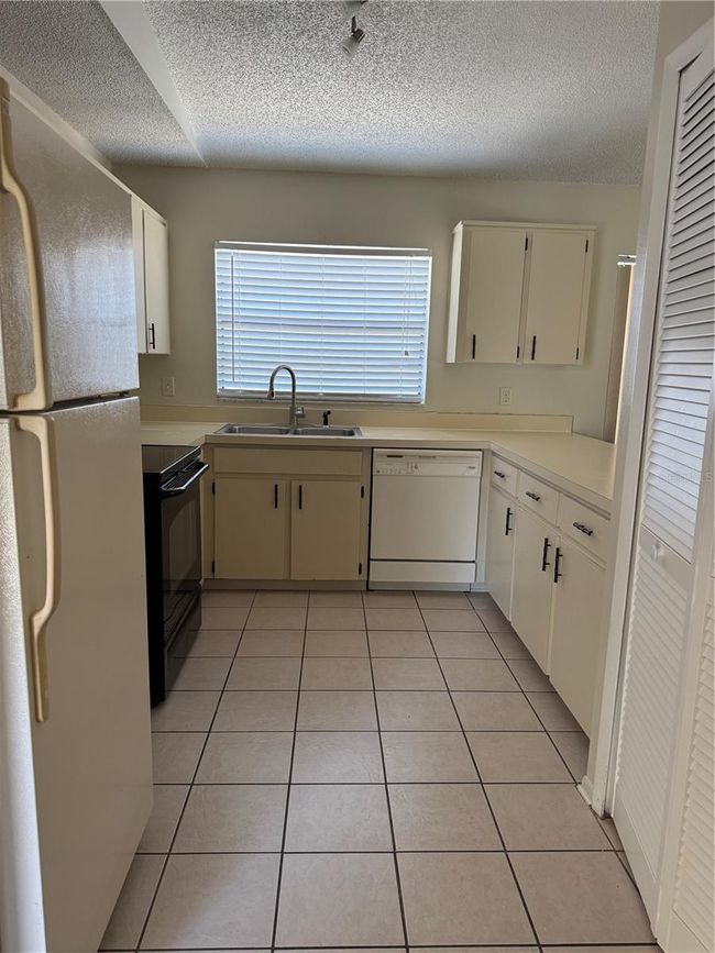 1618 Bobolink Ln, House other with 3 bedrooms, 2 bathrooms and null parking in CASSELBERRY FL | Image 5