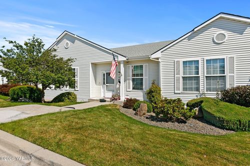 3701 Fairbanks Ave, Yakima, WA, 98902-6326 | Card Image