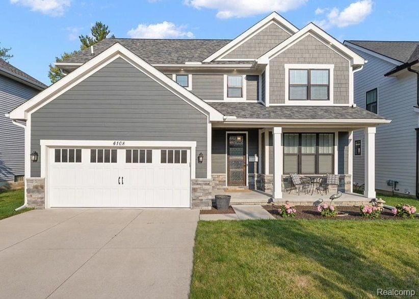Devon Rd, Royal Oak, MI 48073
