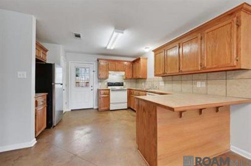 26-30090 Mayer St, Walker, LA, 70785-6938 | Card Image
