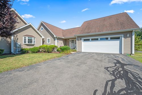 15-15 Vincent Ct, East Hartford, CT, 06108-1240 | Card Image
