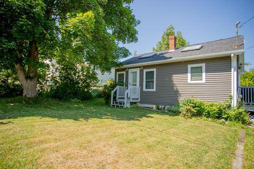 30 Washington Street, Winterport, ME, 04496 | Card Image