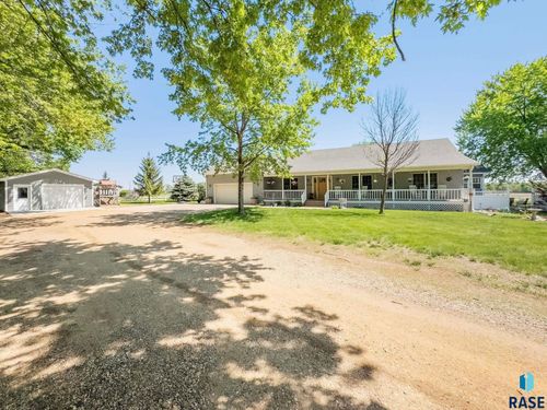 720 N West St, Canton, SD, 57013-2702 | Card Image