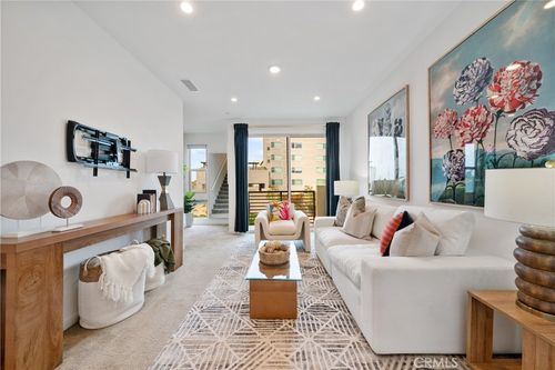 339 Placemark, Irvine, CA, 92614-0173 | Card Image