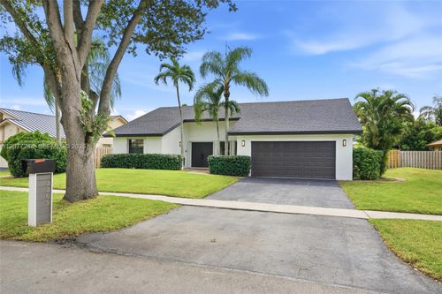 3309 Nw 94th Ave, Sunrise, FL, 33351-7152 | Card Image