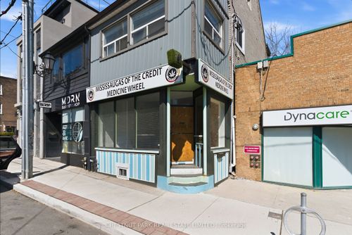 41 Roncesvalles Ave, Toronto, ON, M6R2K4 | Card Image