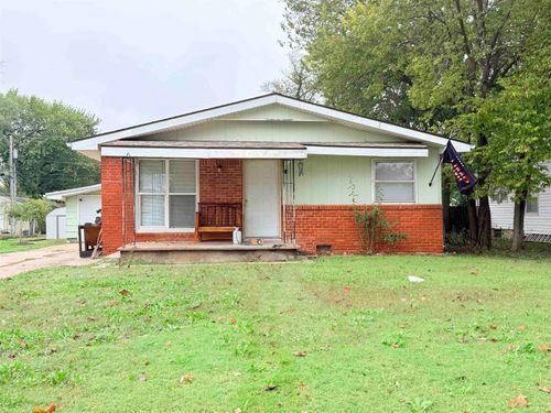 213 S Freeborn St, Marion, KS, 66861-1209 | Card Image