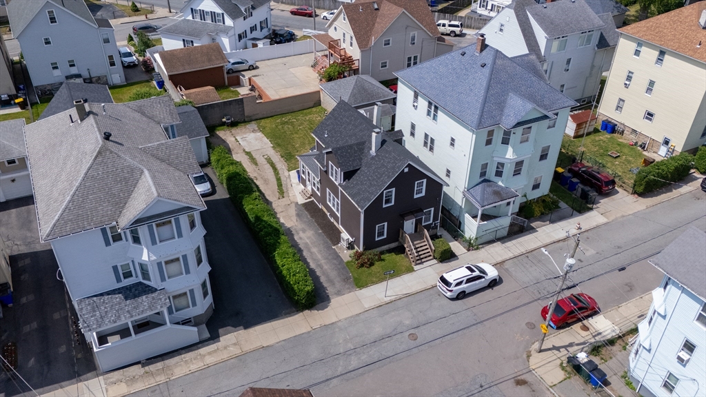 Residential Income in Fall River 2