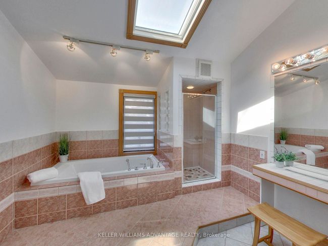 72 Beachview Cres, House other with 2 bedrooms, 1 bathrooms and 1 parking in Toronto ON | Image 27