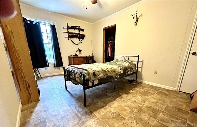 Upstairs Room | Image 21