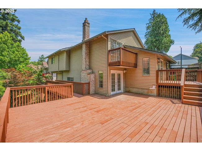 1111 Sw Linneman Ave, House other with 5 bedrooms, 3 bathrooms and 3 parking in Gresham OR | Image 42