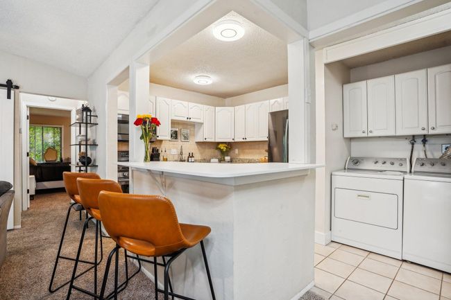 1850 Glacier Ln N, Townhouse with 2 bedrooms, 1 bathrooms and null parking in Plymouth MN | Image 4