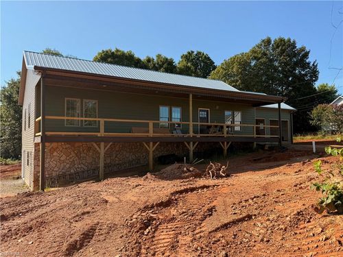 106 Blairfield Ct, North Wilkesboro, NC, 28659-9001 | Card Image